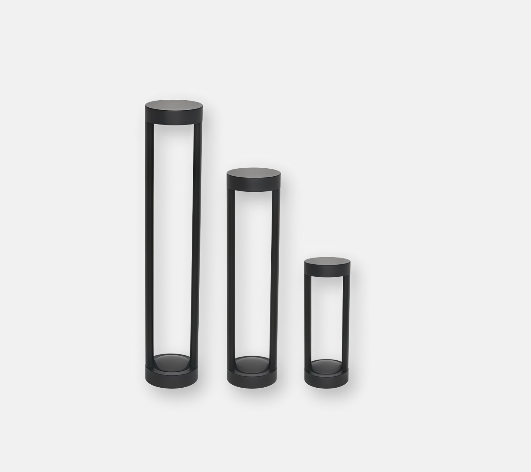 Low-profile gray wall-mounted LED outdoor spotlight, 15° beam angle, architectural lighting for EU homes